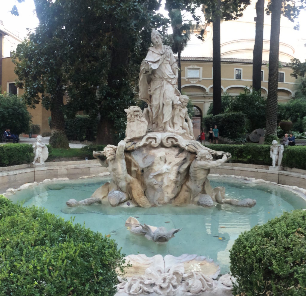 fontana-palazzo-venezia-roma